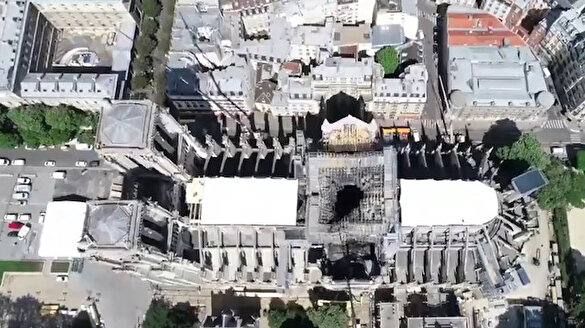 Notre Dame Katedrali havadan görüntülendi