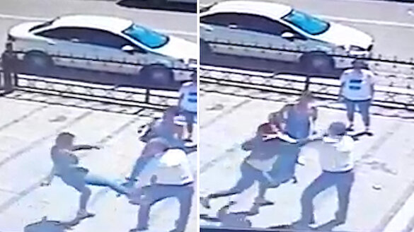 Kadın gazeteciden erkek meslektaşına tekme tokat dayak