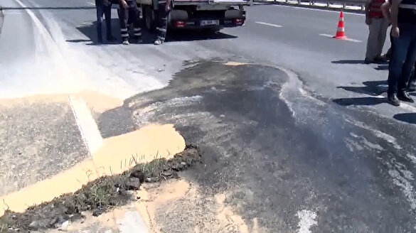 E-5 çökme nedeniyle trafiğe kapatıldı