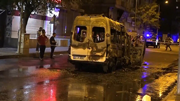 PKK yandaşları Diyarbakır'da minibüse saldırdı