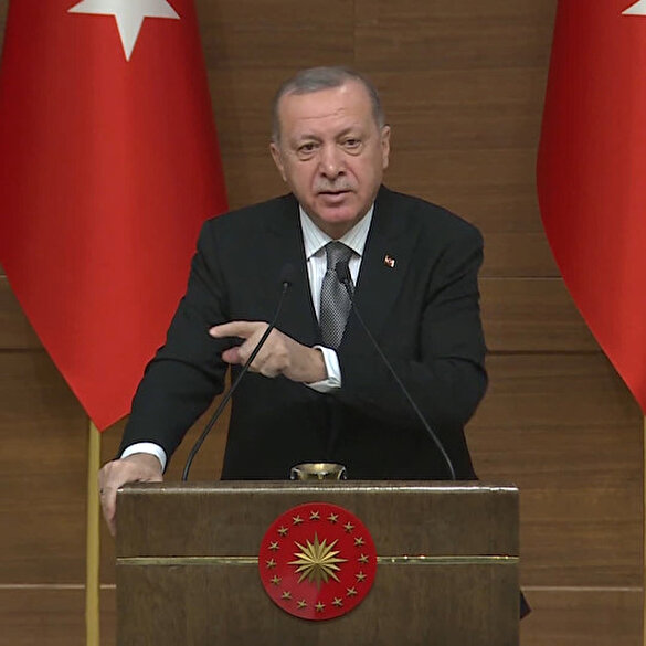 ''Bunları daha çok büyük musibetler bekliyor''