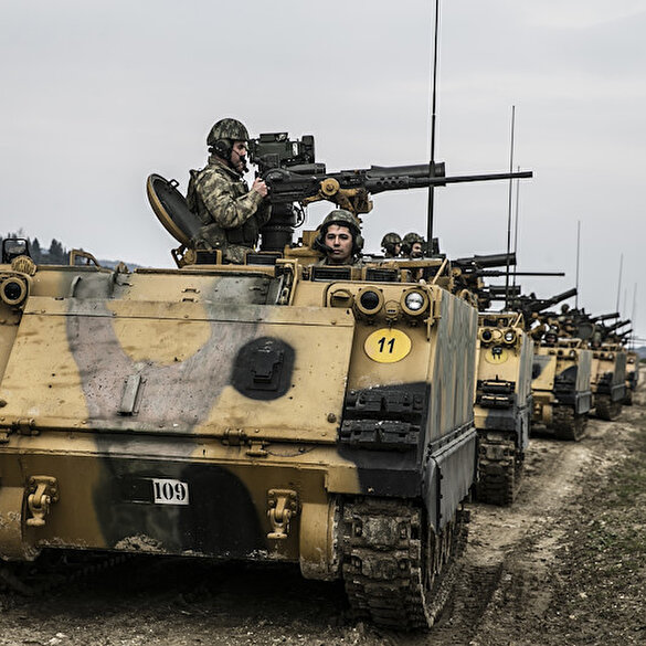 Neler Oluyor | TSK binlerce asker ve tank yığdı: Suriye'de savaşın seyri değişiyor mu?