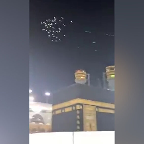 Kuşların Kabe'yi tavaf ettiği anlar kamerada