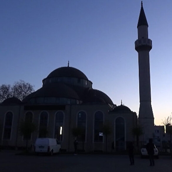 Almanya'da koronavirüs nedeniyle ezan sesi yükseldi