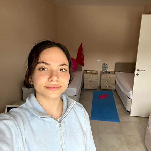 Karantinadaki öğrencilerden duygu ve övgü dolu sözler