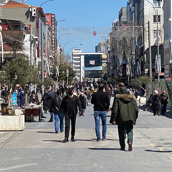 Uyarılara aldırış edilmiyor: Sıcak havayı gören vatandaş koronavirüs dinlemedi