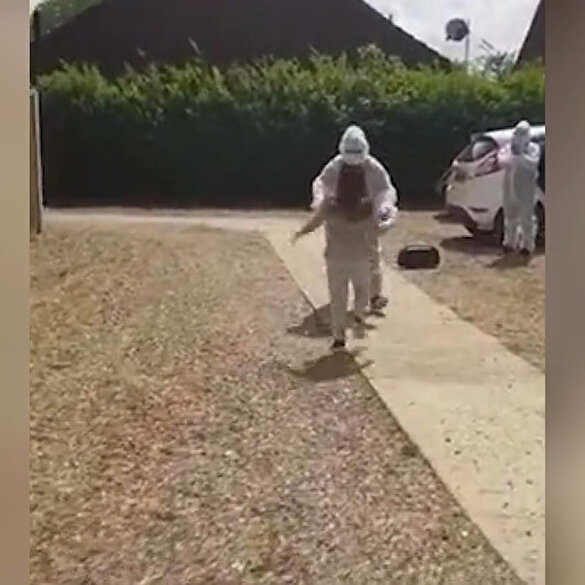 Sağlık çalışanının 50 gündür göremediği kızına kavuşma anı