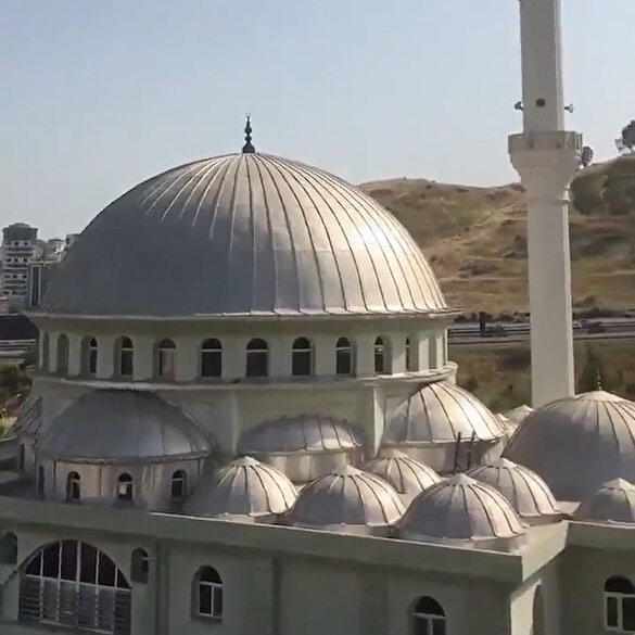 İzmir’de camilere alçak saldırı: Ezan sistemine sızıp Çav Bella çaldılar