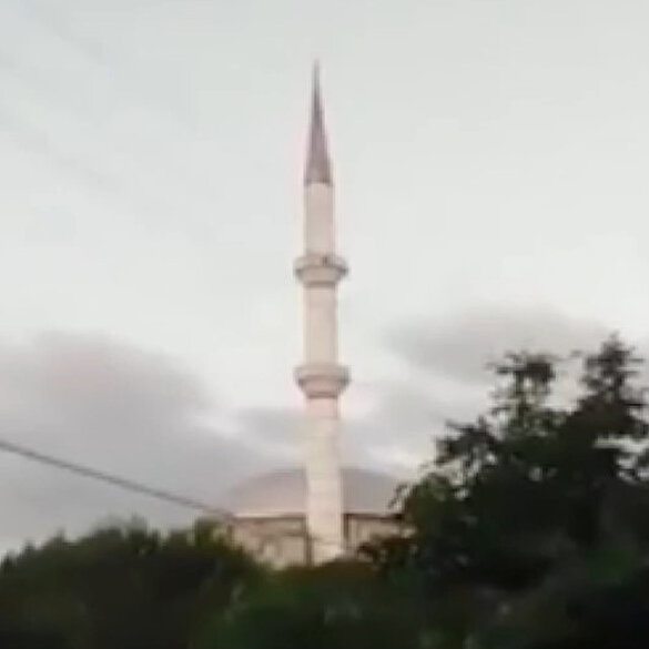 İzmir'deki camilere yapılan alçak saldırı bugün de devam etti