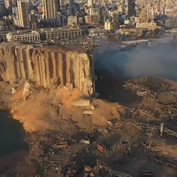 Büyük patlamanın ardından Beyrut havadan görüntülendi