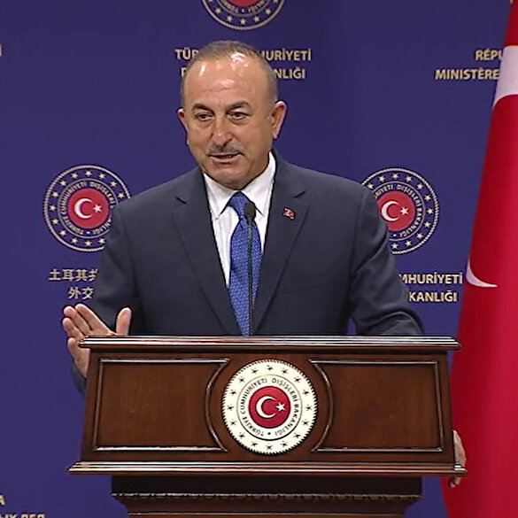 Bakan Çavuşoğlu'ndan Yunanistan'a: Bazı ülkelerin dolduruşuna gelmeyin, şımarıklıktan vazgeçin