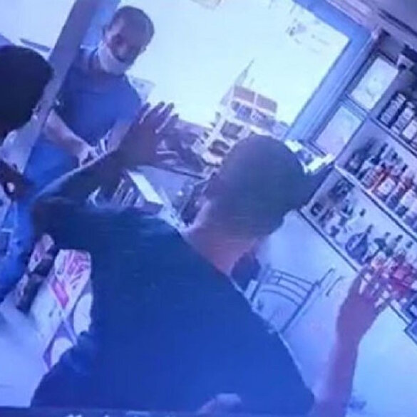 Katil zanlıları girdikleri iş yerinde yakalandı