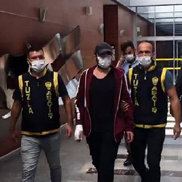 Yaşlı adamı 'Ezan mı okuyorsun lan sen' diyerek yumruklayan Halil Sezai adliyeye getirildiği sırada ezan okunuyordu