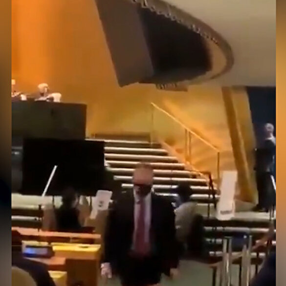 Cumhurbaşkanı Erdoğan'ın eleştirisi sonrası İsrail Büyükelçisinin salonu terk ettiği anlar