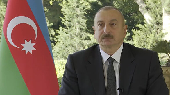 Aliyev 'Bakü'de neden Rusya bayrağı yok ve Türk bayrağı çok' diyen Rus muhabire tane tane anlattı