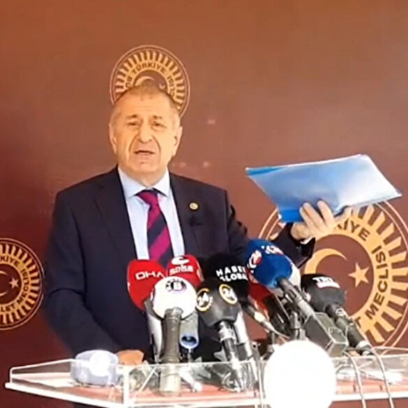 Ümit Özdağ: İYİ Parti ve HDP'nin ortak anayasasında 9. madde 'Örtülü ilan edilir' diyor niye?