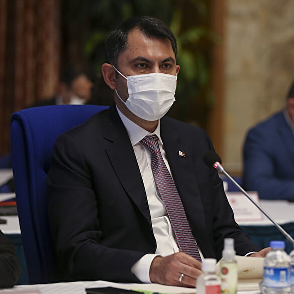 Bakan Kurum’un ‘kepçe’ yanıtı HDP’lileri çıldırttı: Kimlerin o kepçeyle çukurlar kazdığını biliyoruz