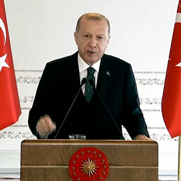 Cumhurbaşkanı Erdoğan'dan CHP'ye: Düşün bu ülkenin ve milletin yakasından