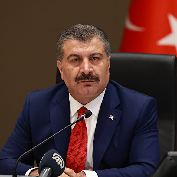 Sağlık Bakanı Koca: Semptom göstermeyen pozitif vakaları günlük tabloda vermeyi planlıyoruz