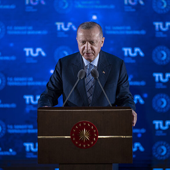 Cumhurbaşkanı Erdoğan'dan Macron'a sert tepki: Bizim ellerimizde kan yok ama sizde kan var
