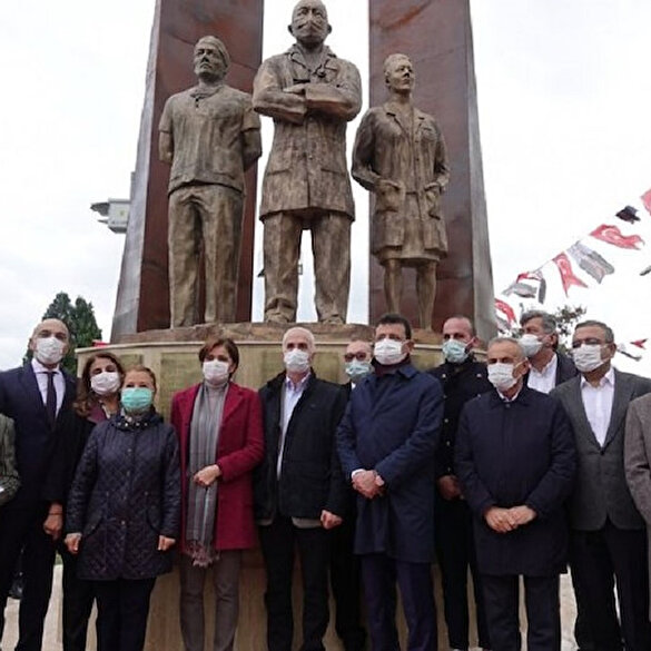 CHP'li belediyelerin heykel yarışı 2021'de de sürüyor