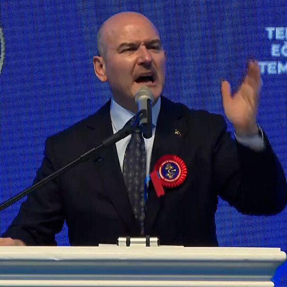Bakan Soylu'nun 'Şehitlerin intikamını almaya hazır mısınız?' sorusu üzerine jandarmaların verdiği yanıt salonda yankılandı: Daima hazırız!
