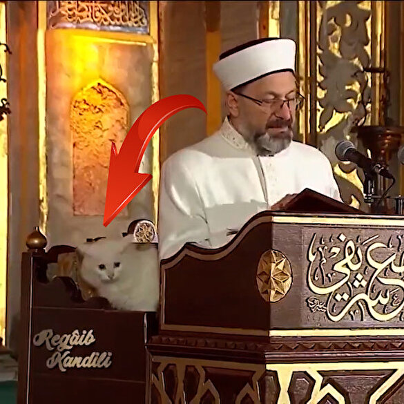 Diyanet İşleri Başkanı Ali Erbaş'ın sohbetinde gülümseten detay