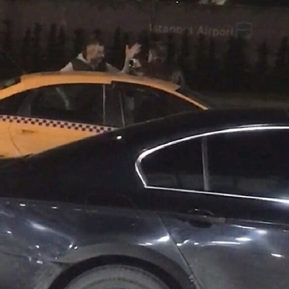 İstanbul’da taksiciye 'yolu uzattın' tokadı kamerada