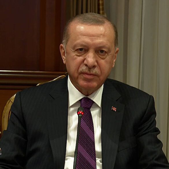 Cumhurbaşkanı Erdoğan, Macron ile video konferans görüşmesi gerçekleştirdi