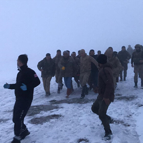 Tatvan’da askeri helikopter düştü: 10 şehidimiz var