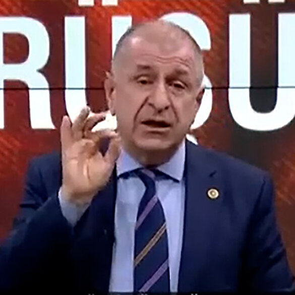 İYİ Parti'den istifa eden Özdağ: Bakan yapacağım dedikleri adamı CHP belediyesine müdür yaptılar bu mu hedef