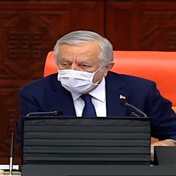 HDP'li Ömer Faruk Gergerlioğlu'nun milletvekilliği düşürüldü