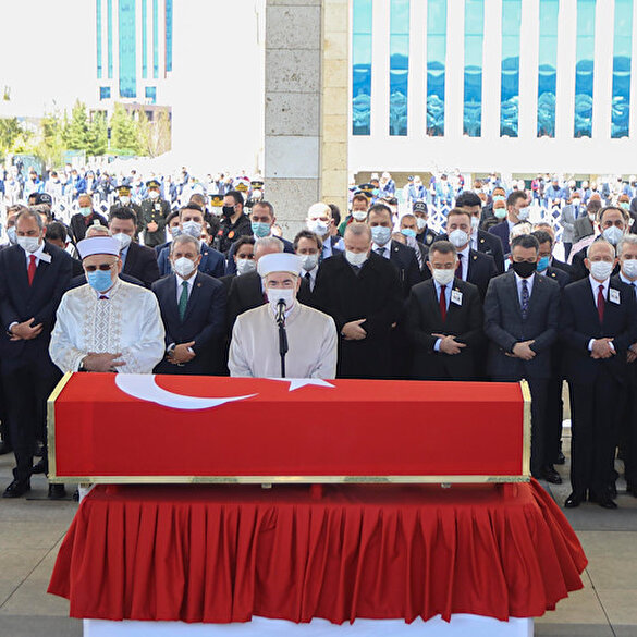 Yıldırım Akbulut son yolculuğuna uğurlandı
