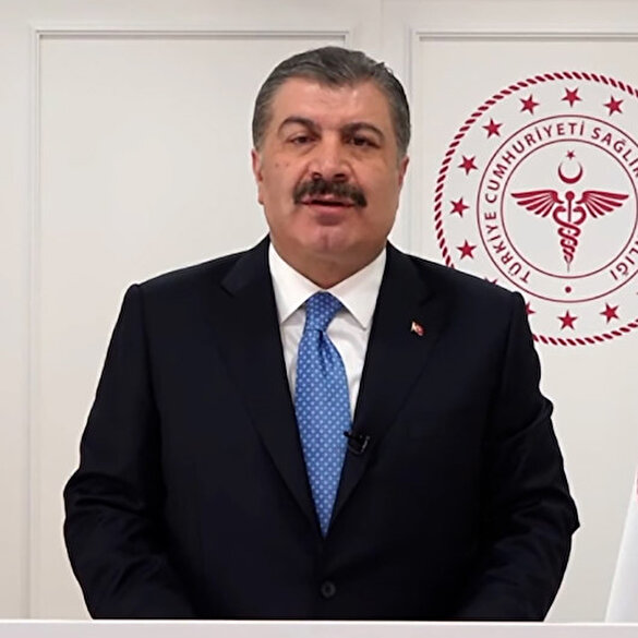 Sağlık Bakanı Koca duyurdu: 35 yaş üstüne aşılama yarın başlıyor
