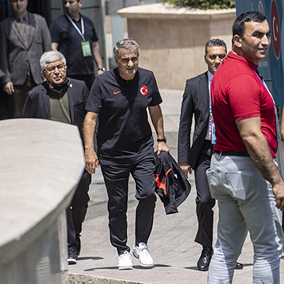 EURO 2020'ye veda eden A Milli Futbol Takımı yurda dönüyor