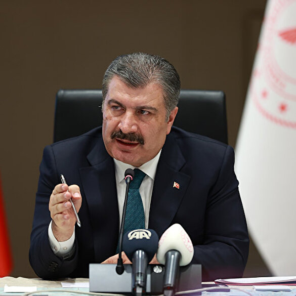 Bakan Koca'da maske açıklaması: Nüfusun yüzde 70'ini aşılamamız durumunda maskelerden kurtulabiliriz