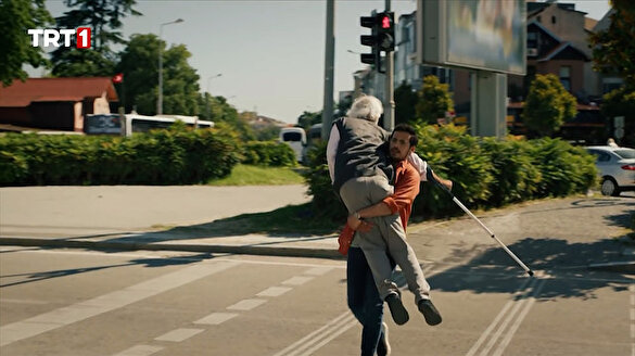 TRT 1'in yepyeni komedi dizisi 'Dünya Hali'nin ilk fragmanı yayınlandı