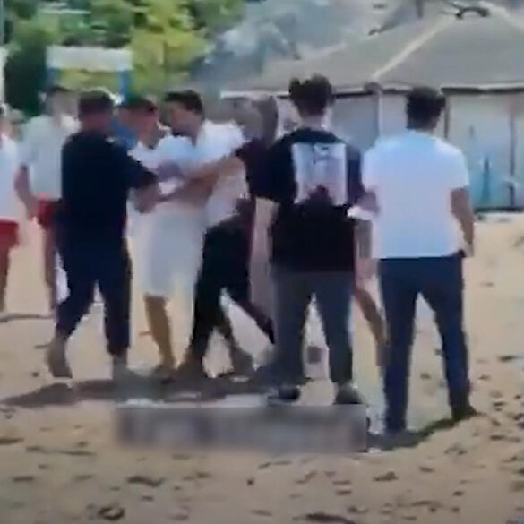 Şile'de cankurtaranlar A Haber ekibine saldırdı: Burada kimse A Haber'e röportaj vermeyecek