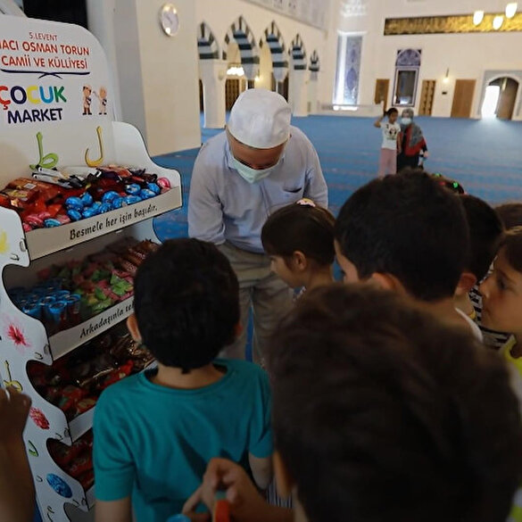 İmamın kurduğu 'Çocuk Market' çocuklara camiyi sevdiriyor
