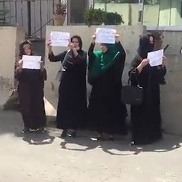 Kabil'de Afgan kadınlardan ilk protesto: Çalışma, eğitim ve siyasal katılım her kadının hakkıdır