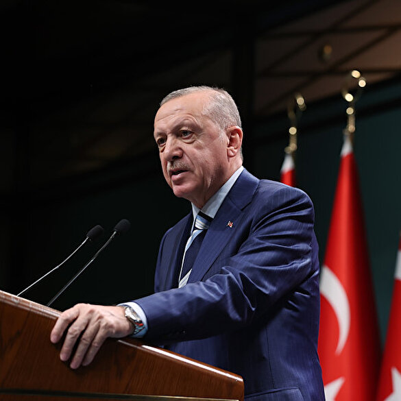Cumhurbaşkanı Erdoğan: Parklarda bankta yatanların öğrencilikle ilgisi yok
