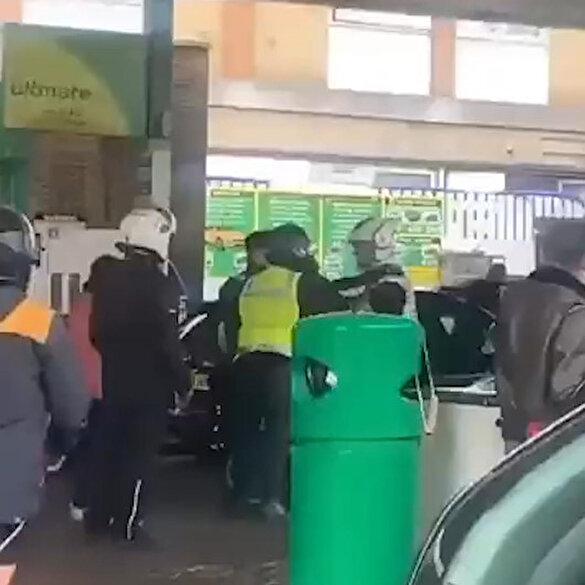 İngiltere'de yakıt kıtlığı: Sürücüler kavga etti