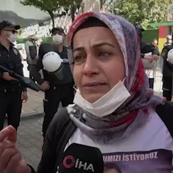 Evlat nöbetindeki kanser hastası anne sesi titreyerek konuştu: Doğurduğum Şeymamı arkadaşımı istiyorum