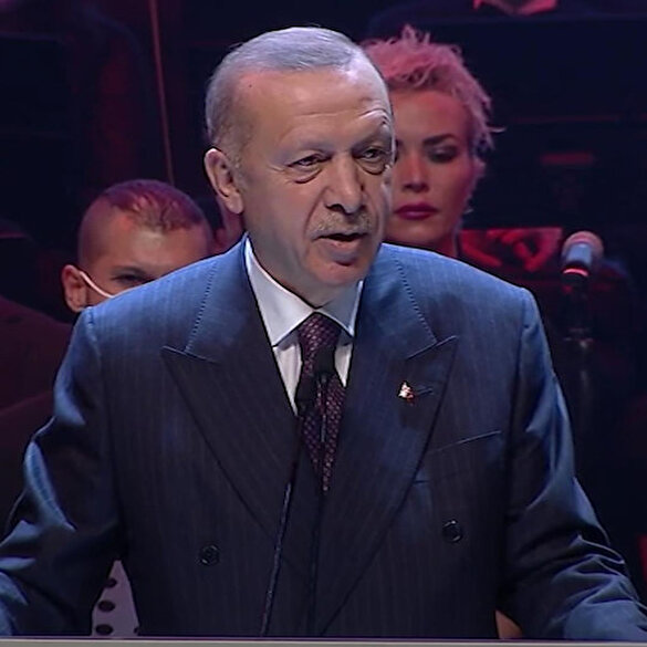 Cumhurbaşkanı Erdoğan 'Memleket İsterim' şiirini okudu
