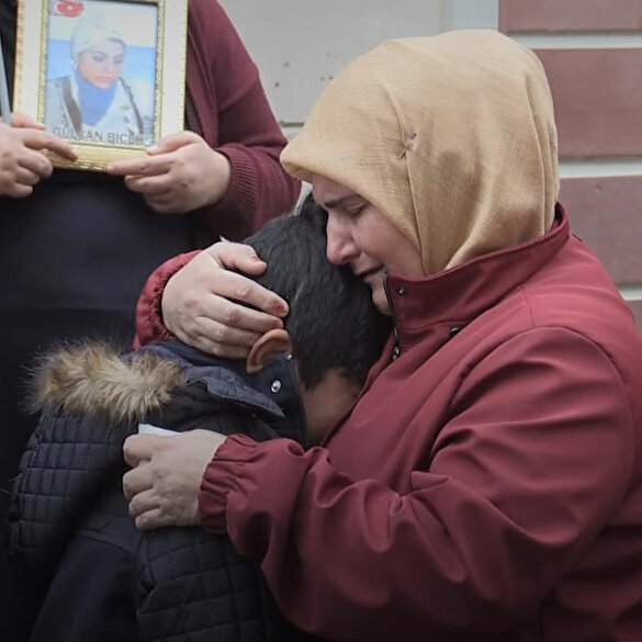 Evlat nöbetine yeni katılan anne Esmer Kaman: 7 yıldır gece gündüz bana zehir oldu oğlum