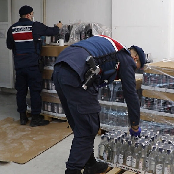 Bursa'da sahte içki operasyonu: 31 bin litre etil alkol ele geçirildi