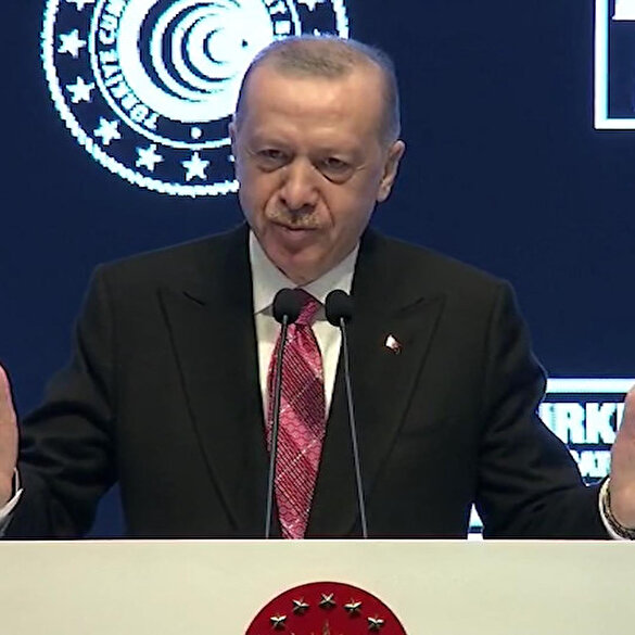 Cumhurbaşkanı Erdoğan ihracattaki tarihi rekoru açıkladı: 2021 yılı ihracatımız 225 milyar 368 milyon dolar olarak gerçekleşmiştir