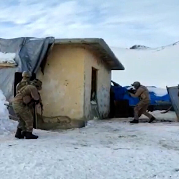 Van'da PKK'ya yardım eden dört kişi jandarma operasyonuyla yakalandı