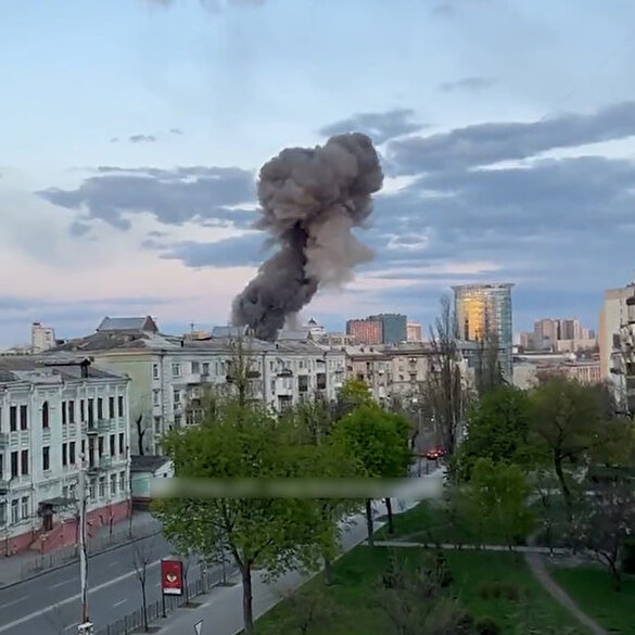 Rusya hava saldırısıyla başkent Kiev'i vurdu