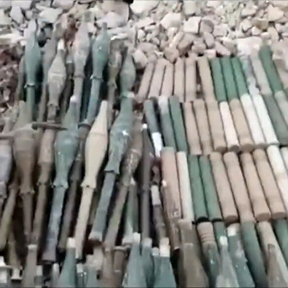 Mehmetçik'ten PKK'ya ağır darbe: 120 metre uzunluğunda mühimmat dolu mağara bulundu